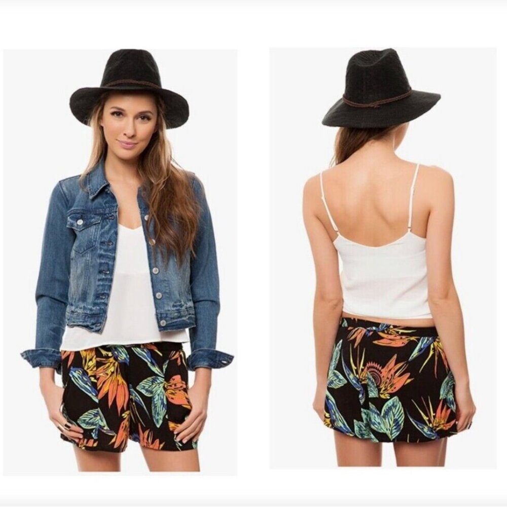Volcom Tropical Bondi Birds of Paradise Black Shorts size Small